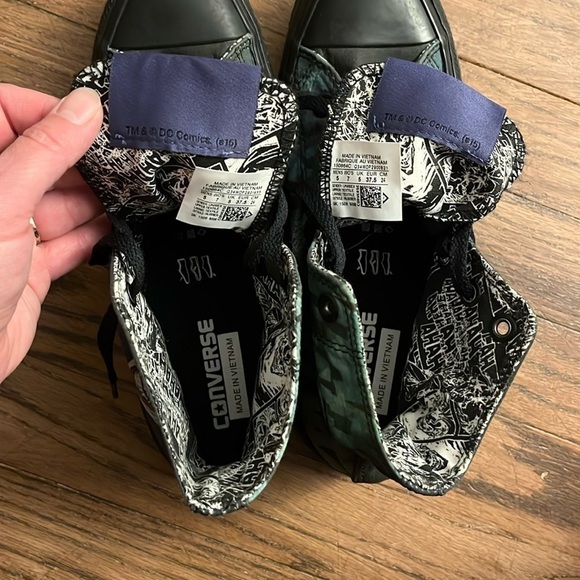 Converse Chuck Taylor All Star High x DC Comics Joker Like New - Picture 8 of 13